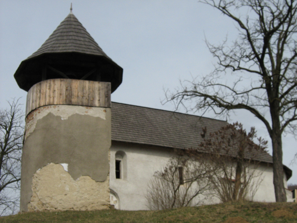 Kéménd középkori temploma